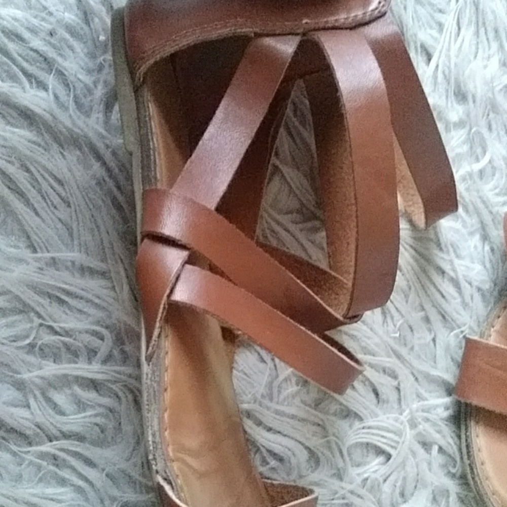 Shoes - Picture 2 of 3